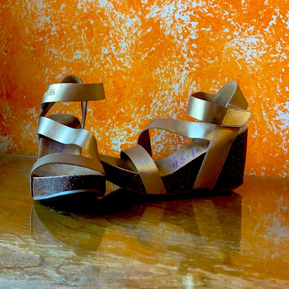 Gold wedges!